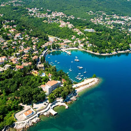 Banina By Interhome Ičići