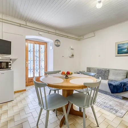 Banina By Interhome