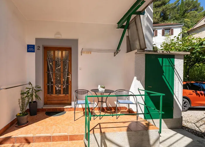 Banina By Interhome Apartmán