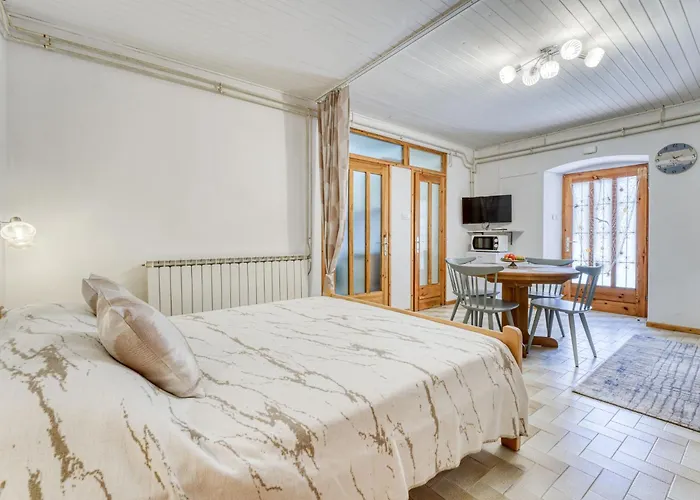 Banina By Interhome Apartmán